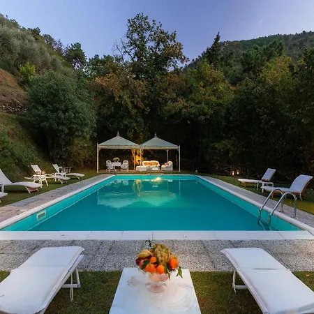 Villa In Tuscany With Pool And Waterfall Santa Maria Giudice