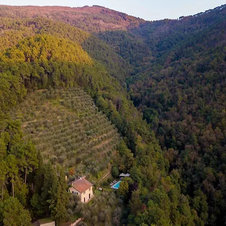 In Tuscany With Pool And Waterfall *