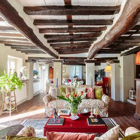 Villa In Tuscany With Pool And Waterfall Santa Maria Giudice